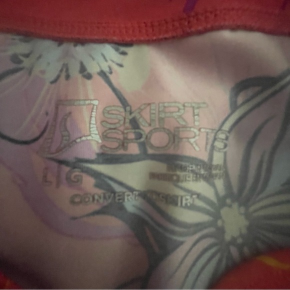 Skirt Sports | Cycling Jersey Women’s Large in salmon & pink floral. 3/4 zipper - Picture 15 of 15